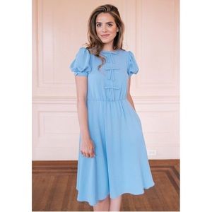Gal Meets Glam Ellie dress in blue size 6 NWOT
